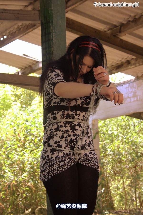 bound-neighbor-girl - Jasmin - Tied up in the ruins 1 第 44 张图片