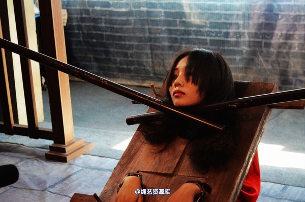 mj影视 - 血的代价梦境古大堂 女囚众生相2013-08-26 第 36 张图片