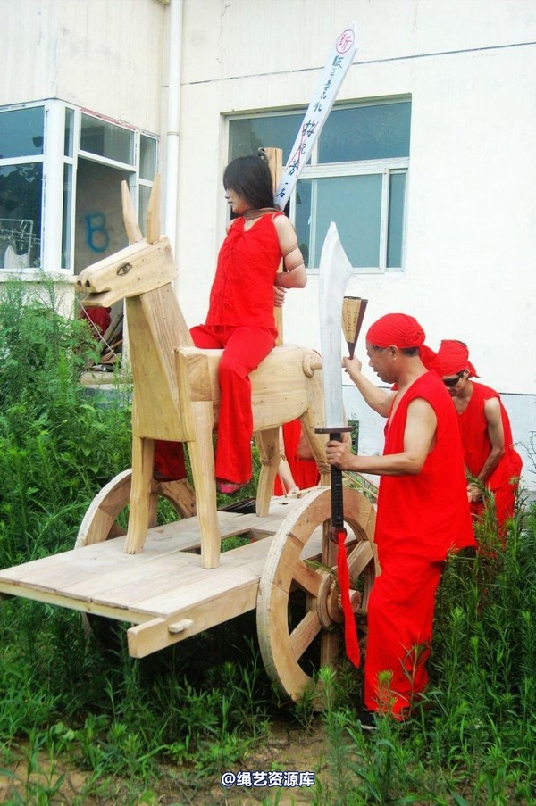 mj影视 - 血的代价-红罪衣刑场木驴斩－梅晓芳2013-08-26 第 22 张图片