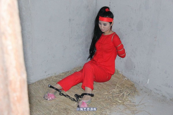 胜景山庄 - 223-盼盼红罪衣 第 39 张图片
