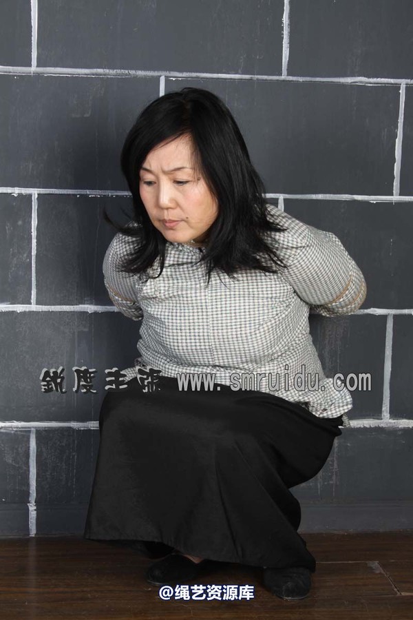 锐度主张 - 五花大襟衣插牌模特：雨露 第 38 张图片