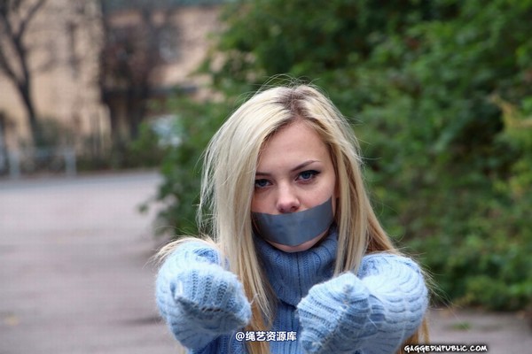 gaggedinpublic - gip403 第 65 张图片