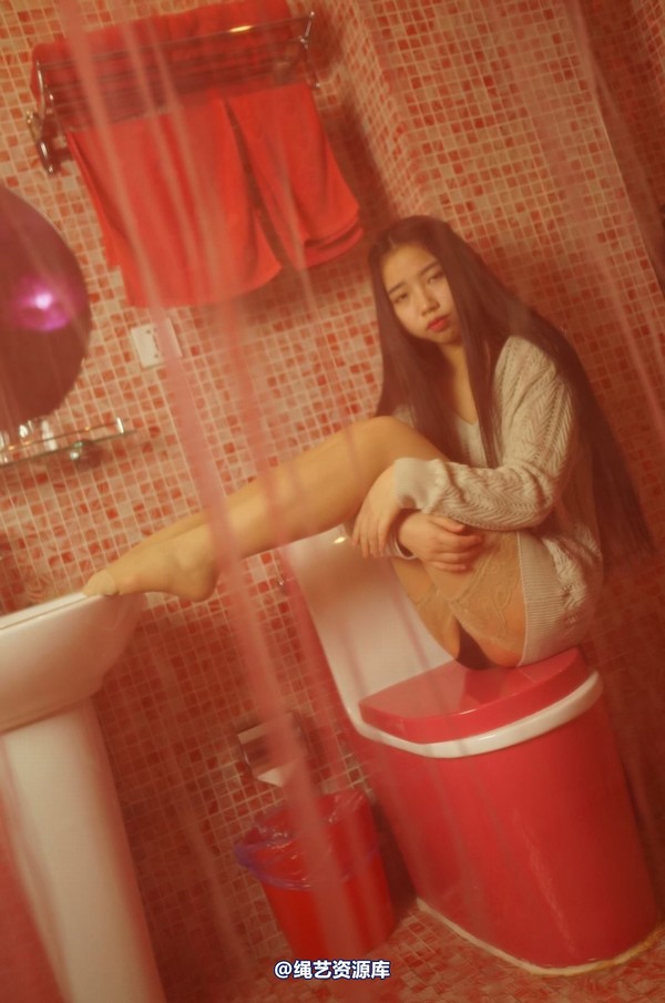 dk13美束馆 - 11.15-娃娃灰毛衣A-190P 第 120 张图片