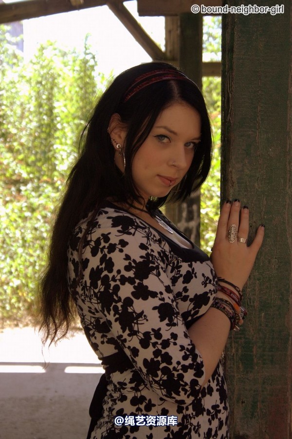 bound-neighbor-girl - Jasmin - Tied up in the ruins 1 第 3 张图片