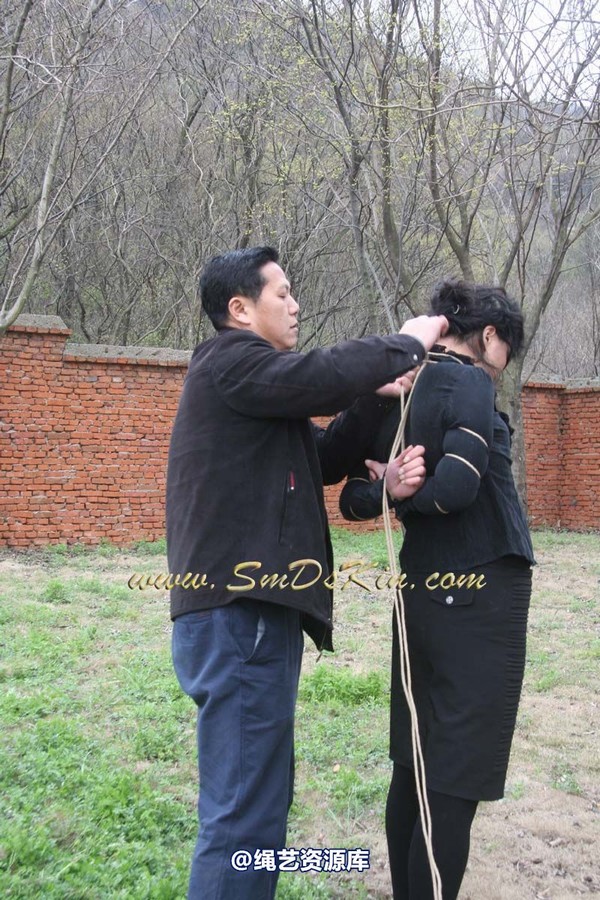 锐度主张 - 2009年第21期捆绑图（2009.4.26）3.28聚会，同好MM极限紧缚 第 7 张图片