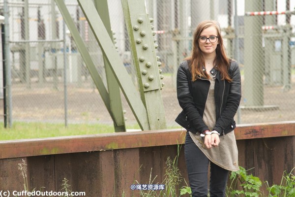 cuffedoutdoors - cod598 第 11 张图片