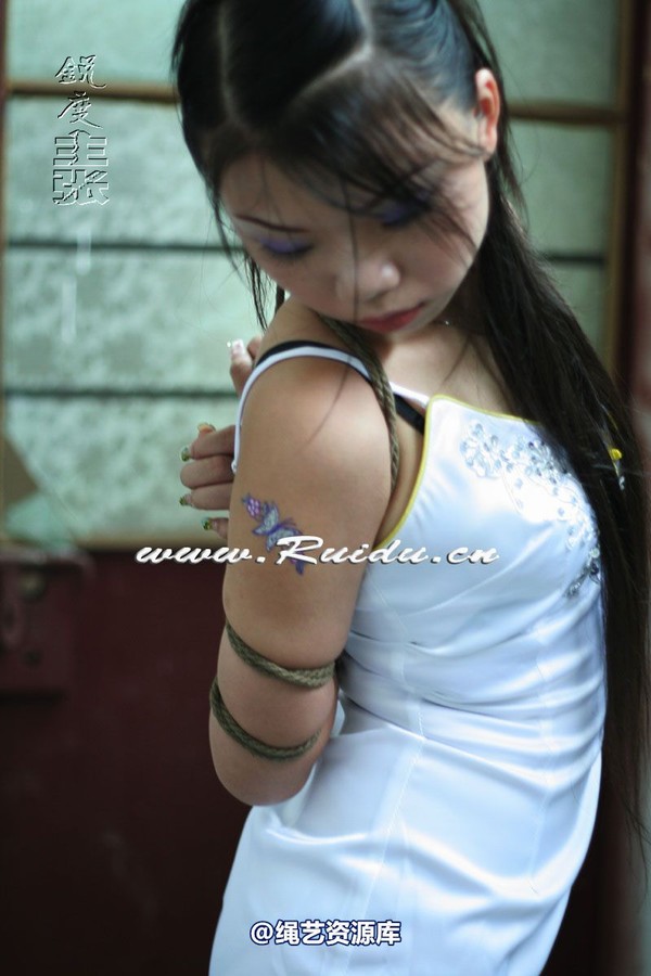 锐度主张 - 婷婷和嫣儿KB悬吊 第 341 张图片