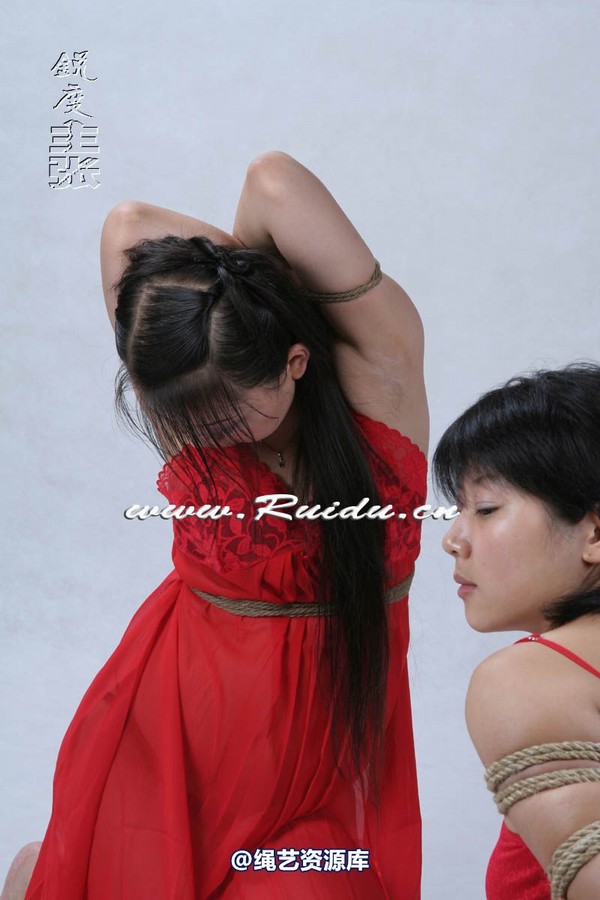 锐度主张 - 婷婷和嫣儿KB悬吊 第 28 张图片