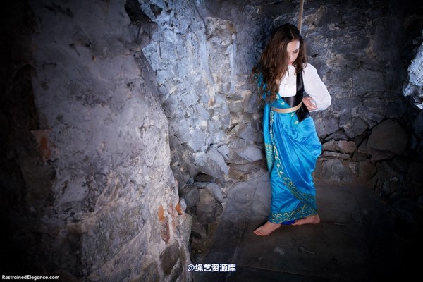 restrainedelegance - The Wrong Target 第 76 张图片