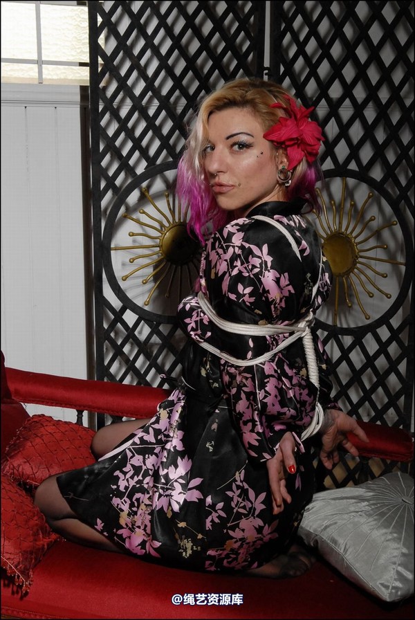 simplytied - Sophia D sheer black 第 16 张图片