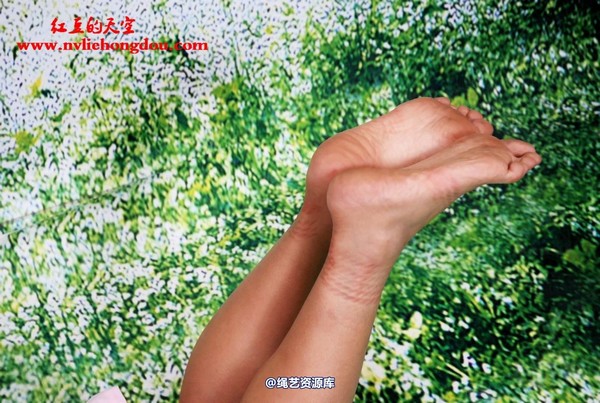 红豆的天空 - 09红豆护士装 一丝温情 第 35 张图片