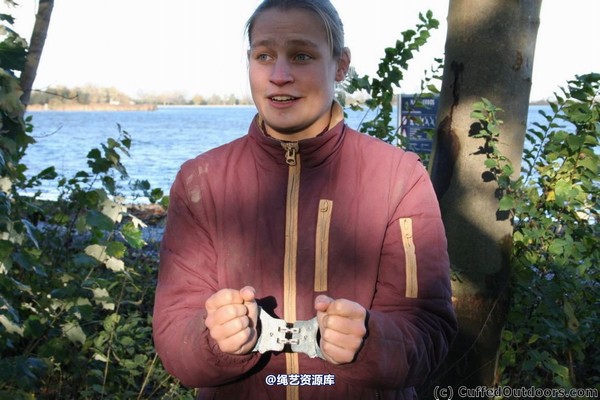 cuffedoutdoors - cod014 第 2 张图片