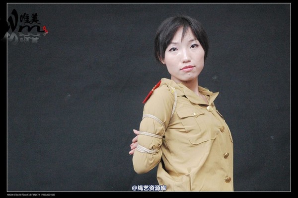 唯美之家 - 2008-08-06水柔军装 第 81 张图片