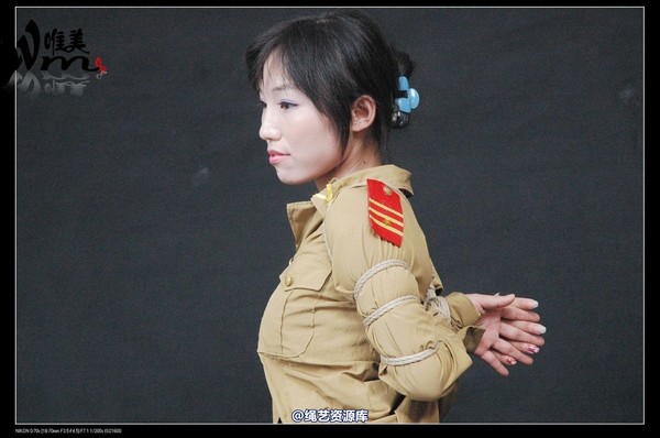唯美之家 - 2008-08-06水柔军装 第 117 张图片