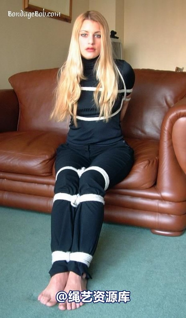 bondagebob - Linda Murray Something is missing 第 1 张图片