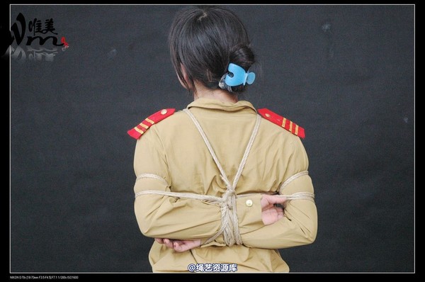 唯美之家 - 2008-08-06水柔军装 第 65 张图片