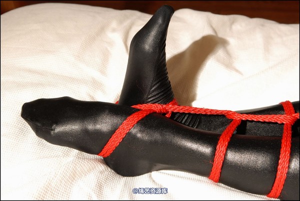 simplytied - Zentai tied 第 34 张图片