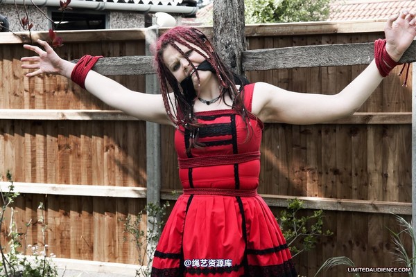 limitedaudience - 2011 beckykat out in the cold 2 第 15 张图片