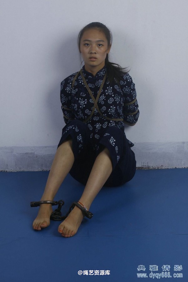 典雅倩影 - 324-女交通员被捕 第 75 张图片