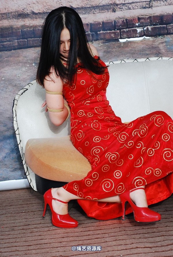 唯美之家 - 新模傲蕾红礼服 第 60 张图片