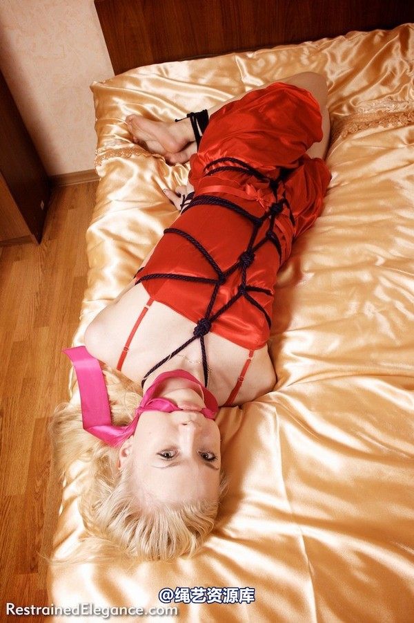 restrainedelegance - Satin on Satin 第 91 张图片