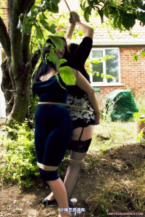 limitedaudience - 2009 nikki rebekka raynor nature bound 第 9 张图片