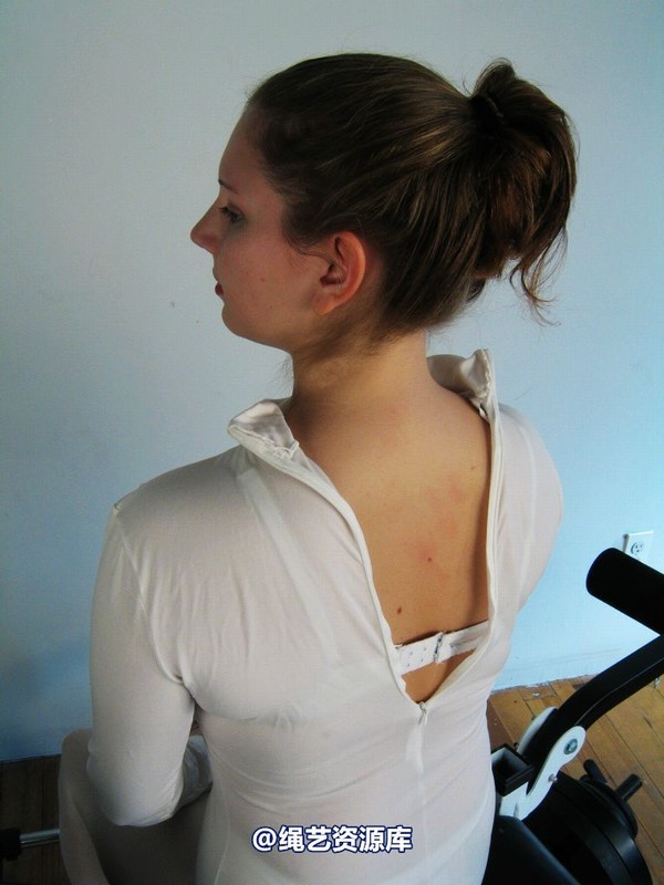 conversationpiece - Alexis-2005-05-01 第 1 张图片