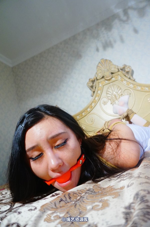 dk13美束馆 - 5.25-小溪白色睡衣-E100P 第 20 张图片