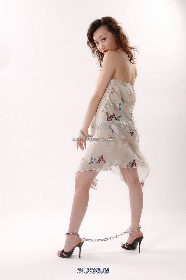 丽柜美束 - 2006-05-25 第 24 张图片
