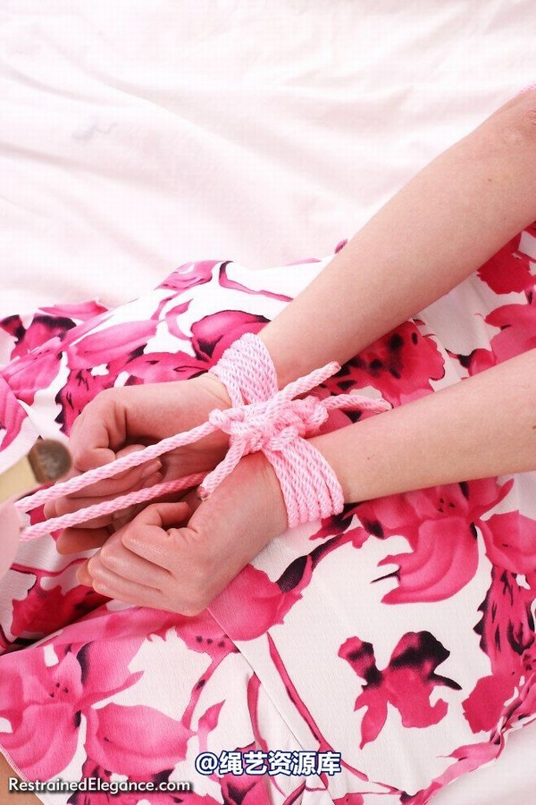 restrainedelegance - Zoe's Pink Dress 第 103 张图片