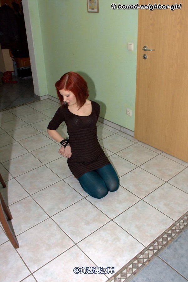 bound-neighbor-girl - Melina - Tied at home 1 第 24 张图片