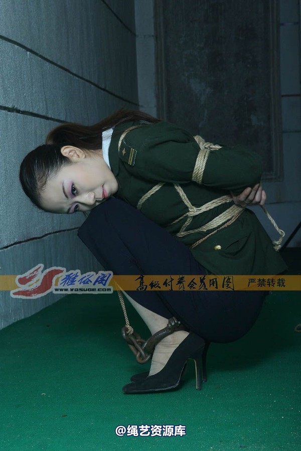 雅俗阁 - 20070419雅雯警服 第 22 张图片