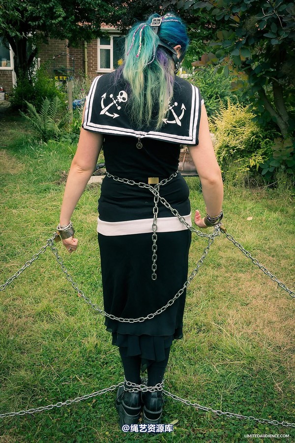 limitedaudience - 2014 beckykat chained 2 第 7 张图片