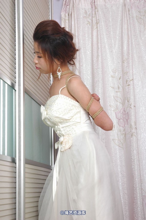 唯美之家 - 丽莎婚纱捆绑2010-7-8 第 110 张图片