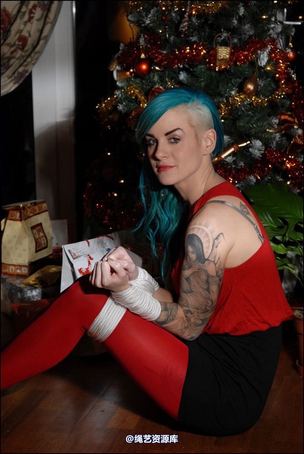 simplytied - Carla Christmas 第 7 张图片