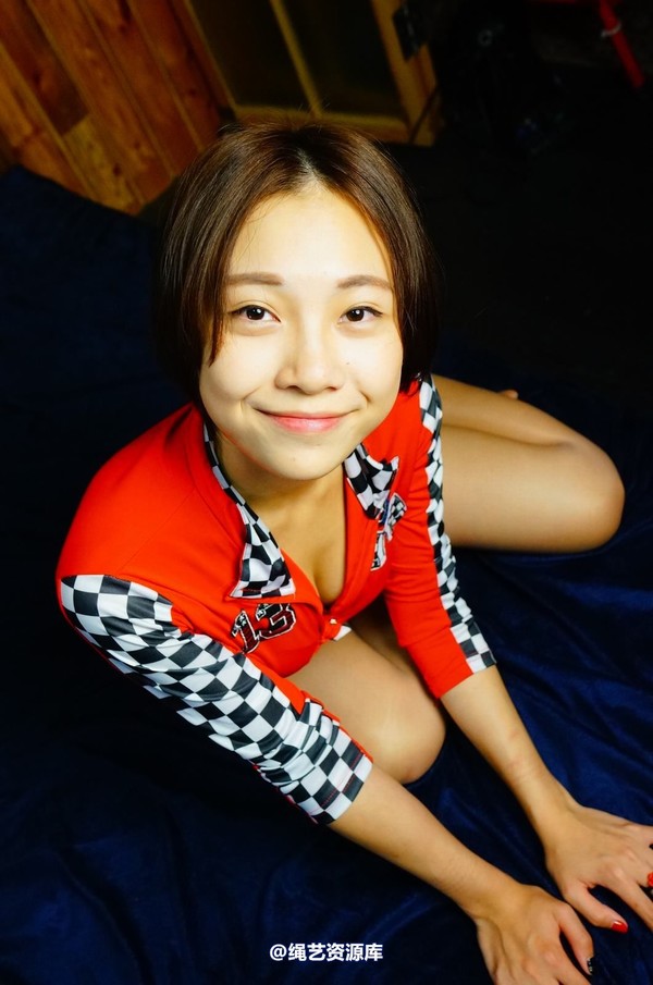 dk13美束馆 - 9.16-小仙儿赛车女郎-B120P 第 45 张图片