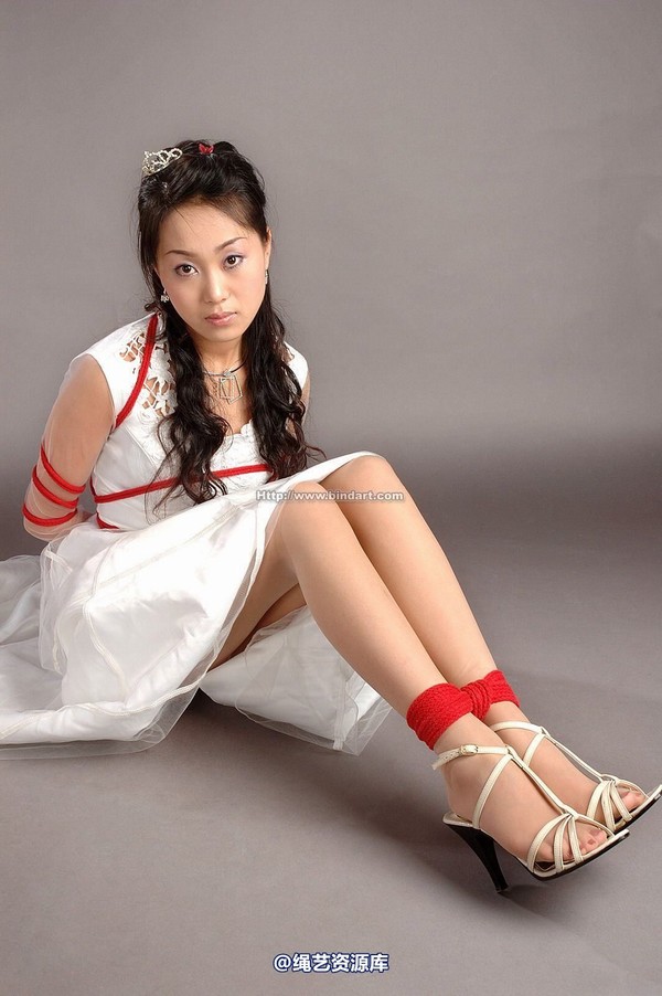 丽柜美束 - 2006-08-22 第 48 张图片