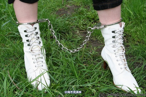 cuffedoutdoors - cod096 第 20 张图片