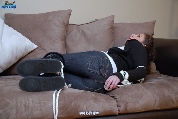 boundhotties - LOLA LYNN 第 12 张图片