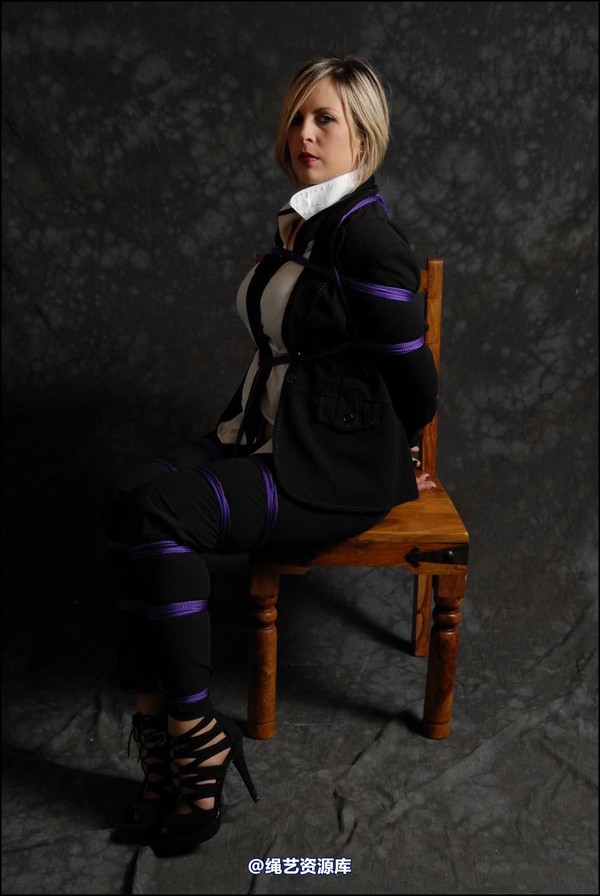 simplytied - P Woman in Black 第 12 张图片