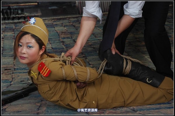 唯美之家 - 08-05-07新模特二 第 117 张图片