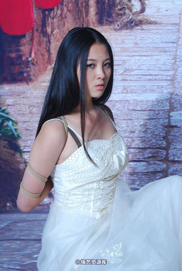 唯美之家 - 明美和雅芙双缚 第 34 张图片