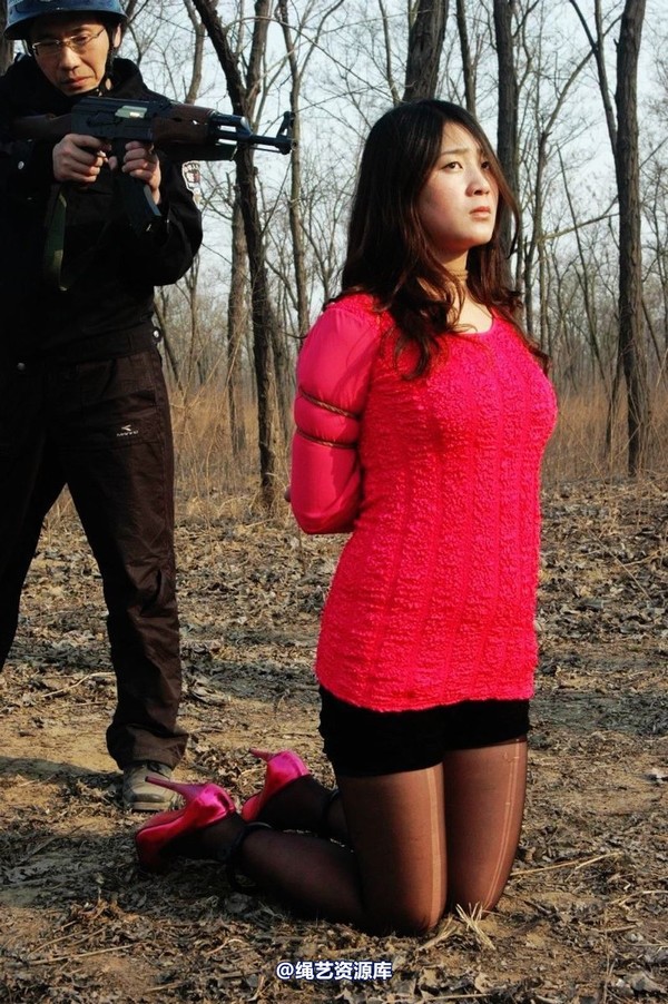 mj影视 - 2013-3-5陈沫踏青 黑丝美女最终的不归路 第 267 张图片