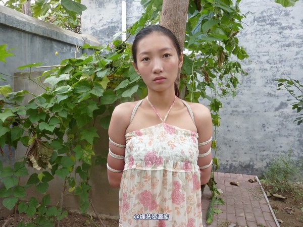 mj影视 - 夏晓夏唯美 第 14 张图片