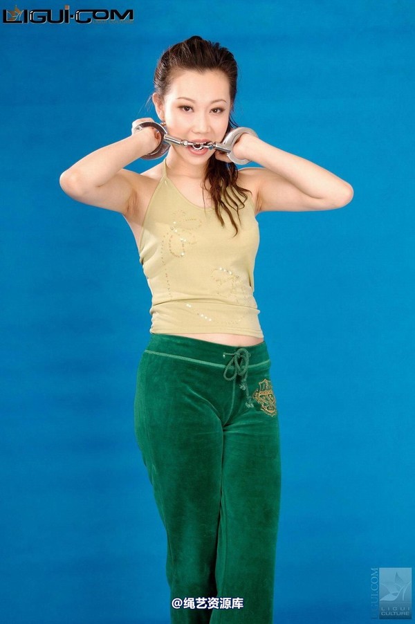 丽柜美束 - 2008-11-07 露露 6 第 22 张图片