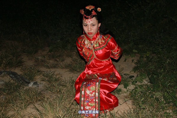 胜景山庄 - 294-绑个新娘子 第 20 张图片