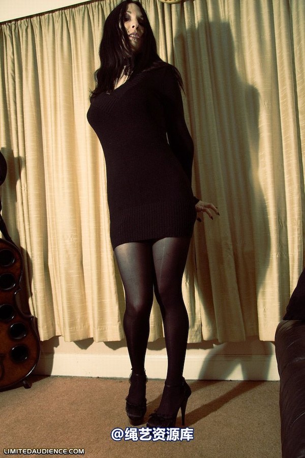 limitedaudience - 2009 elyssia girlfriend handcuffed 第 2 张图片
