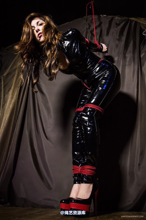 limitedaudience - 2013 trisha strict catsuit strappado 第 10 张图片