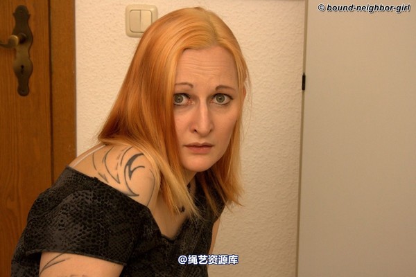 bound-neighbor-girl - Terry - Office bondage 1 第 8 张图片
