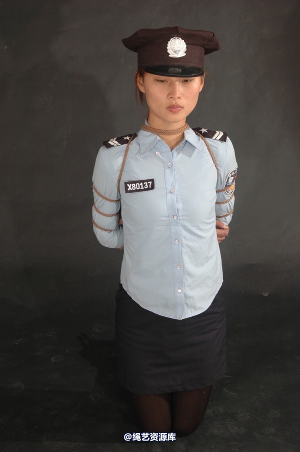 mj影视 - 倾心警服 第 101 张图片